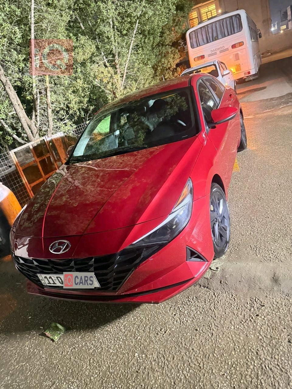 هیۆندای ئەلەنترا